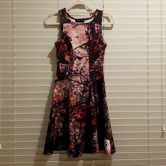 Forest Dress - Picture 3 of 8